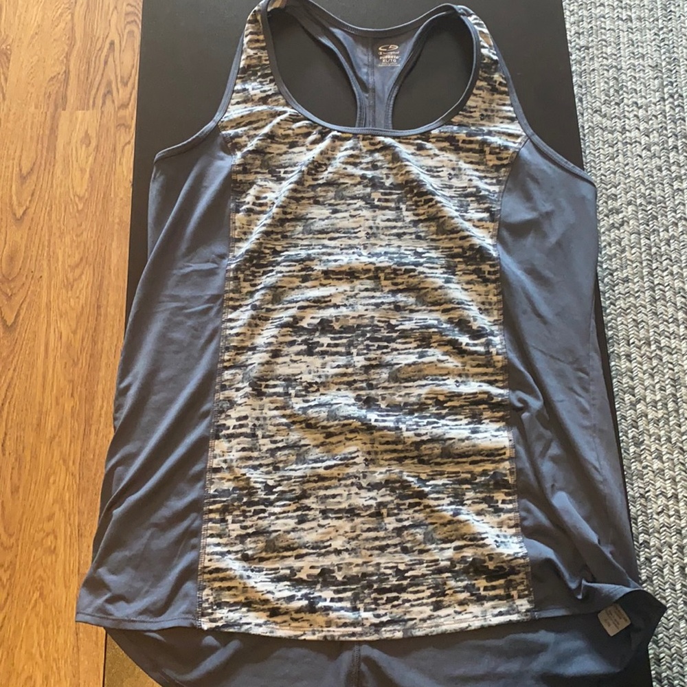 Champion Razorback
